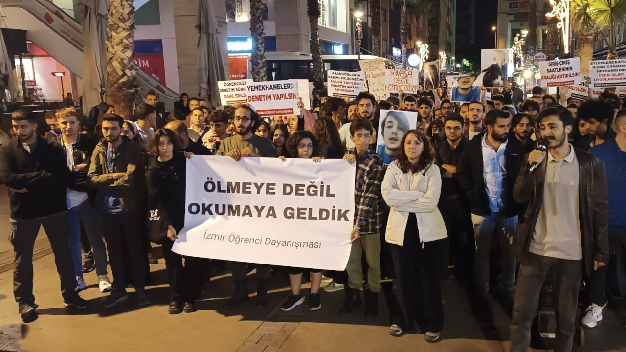 İzmir'de öğrencilerden protesto: Bile bile yaşanmış bir cinayet