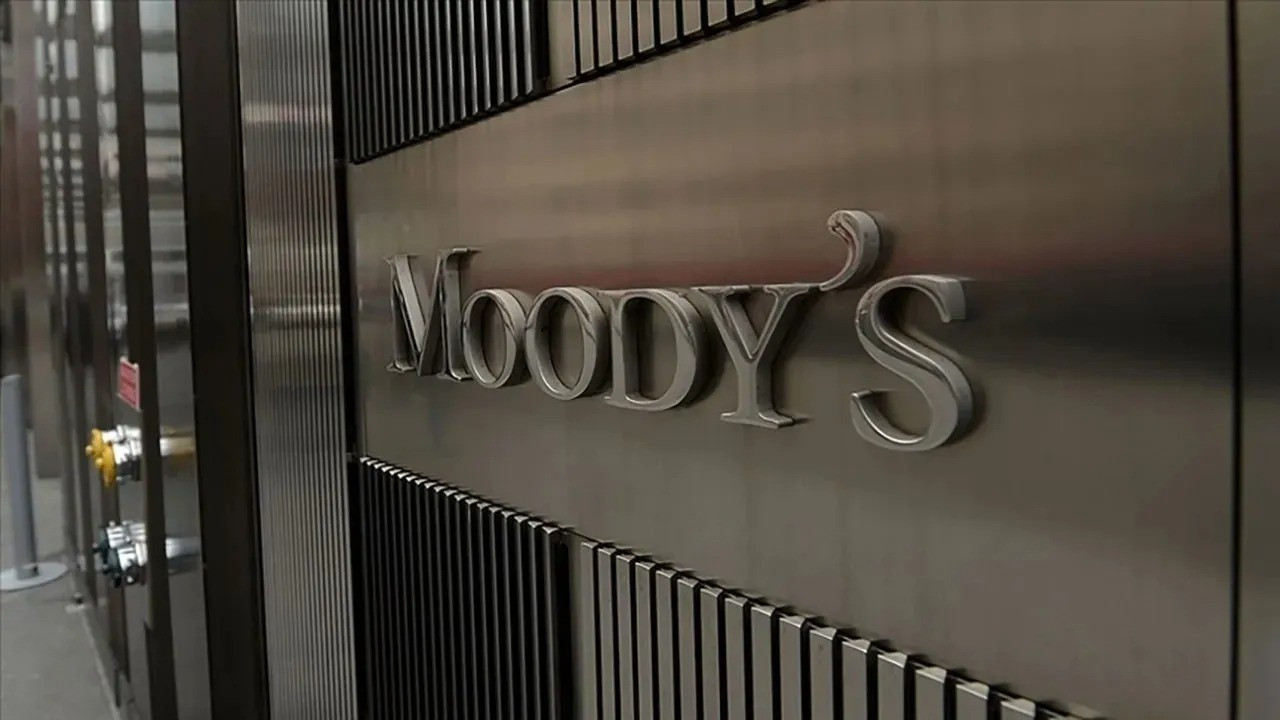 Moody's, İsrail bankalarının notunu düşürdü