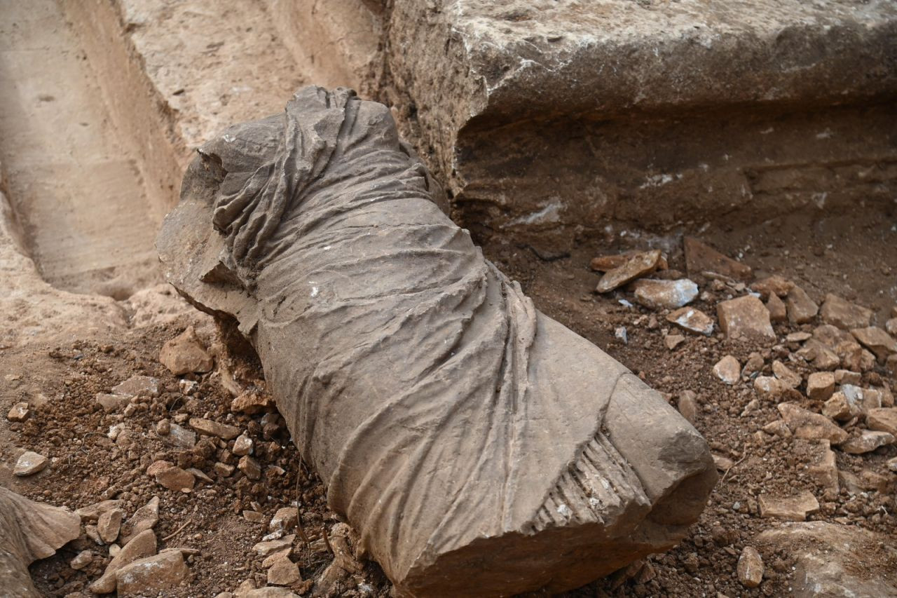 Mersin'deki Anemurium Antik Kenti'nde kadın heykeli bulundu - Sayfa 3
