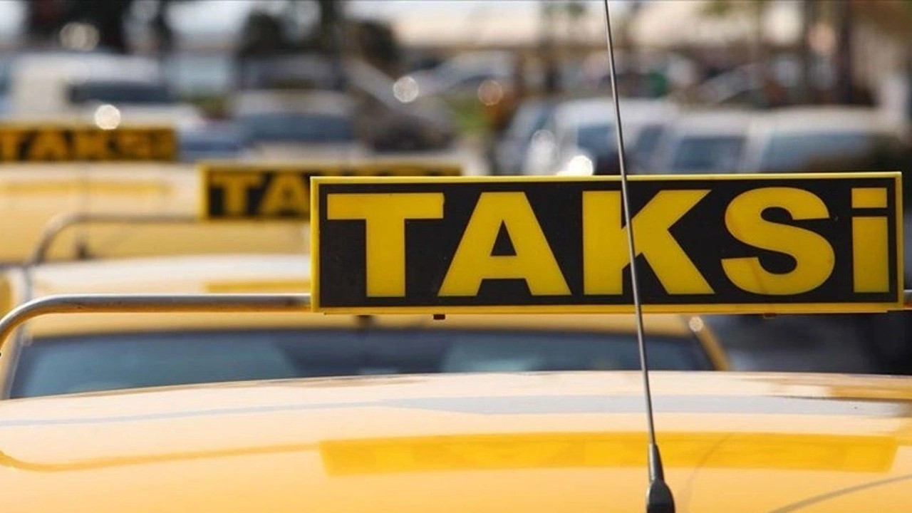 Antalya'da korsan taksicilerden 7 dilde hizmet