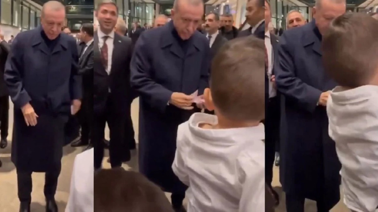 Erdoğan Almanya'da çocuklara 200 TL dağıttı: Tabii euro vermeyeceğim