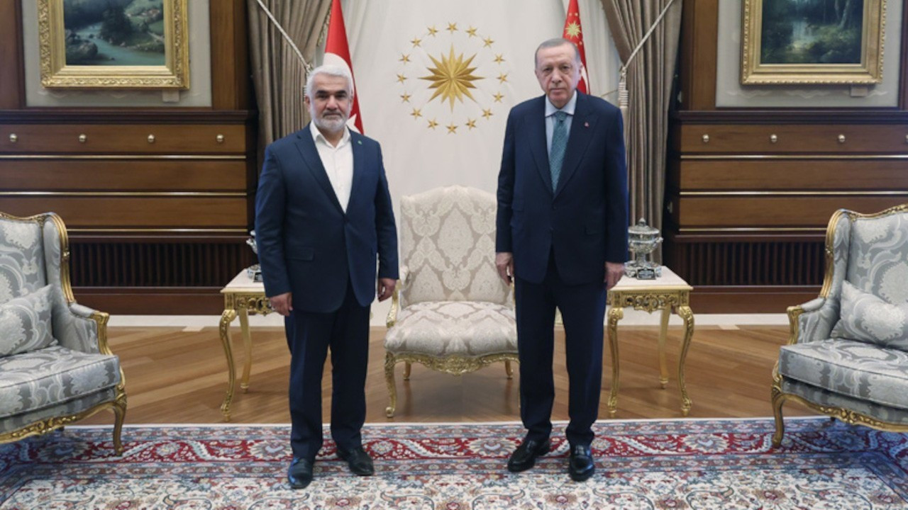 Erdoğan, HÜDA PAR Genel Başkanı Zekeriya Yapıcıoğlu ile görüştü