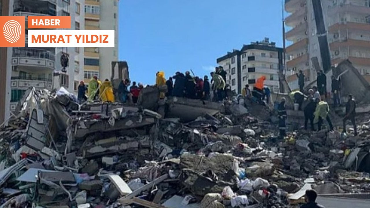 Adana'da ağır hasarlı binalar yıkılmayı bekliyor