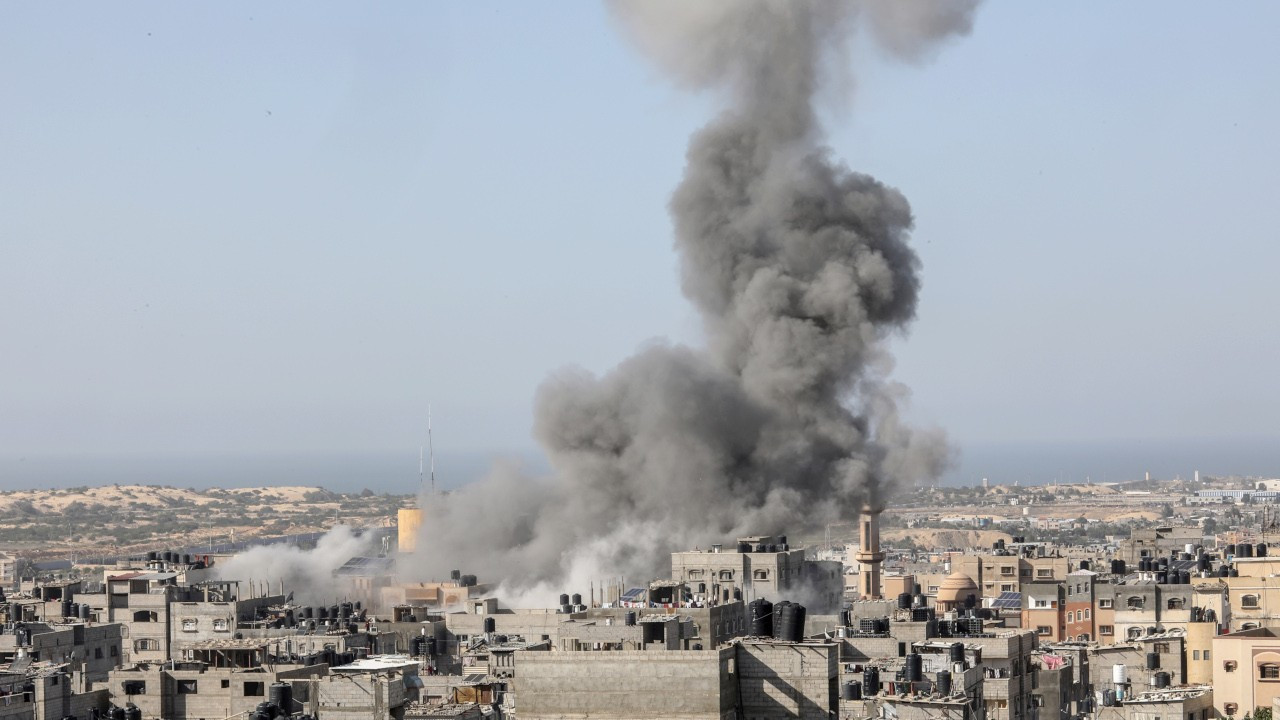 İsrail'in Gazze'ye düzenlediği saldırılarda ölü sayısı 14 bin 854'e çıktı
