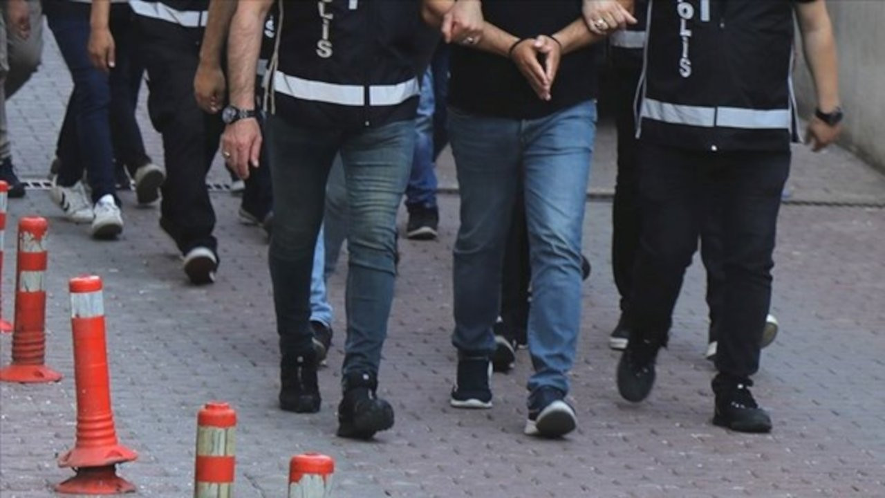 Antalya'da 31 suçtan 258 yıl cezası bulunan firari yakalandı