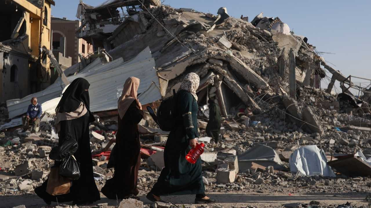 Geçici ateşkes başladı, Gazzeliler evlerine döndü: 'Her şey yerle bir olmuş'