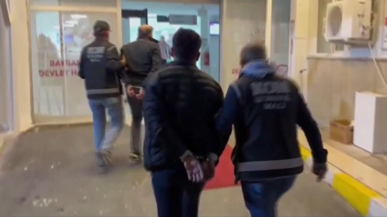 Yerlikaya ve Aktaş'ın imzasını taklit eden polis tutuklandı