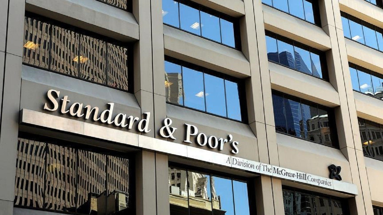 S&P, Türkiye'nin kredi notu görünümünü 'durağan'dan 'pozitif'e çevirdi