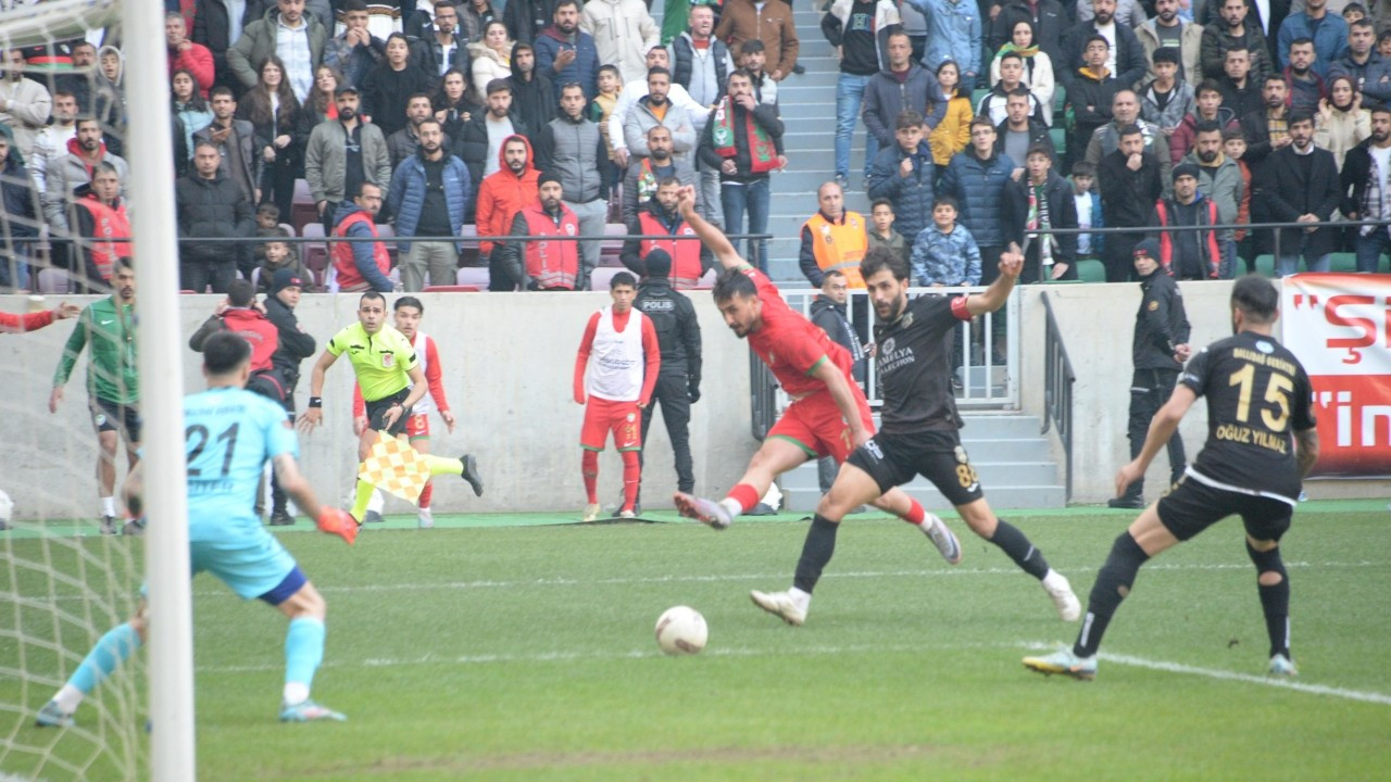 Amedspor liderliği kaptırdı