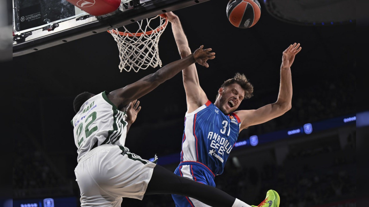 Basketbolda Türk Telekom, yarın Anadolu Efes'i konuk edecek
