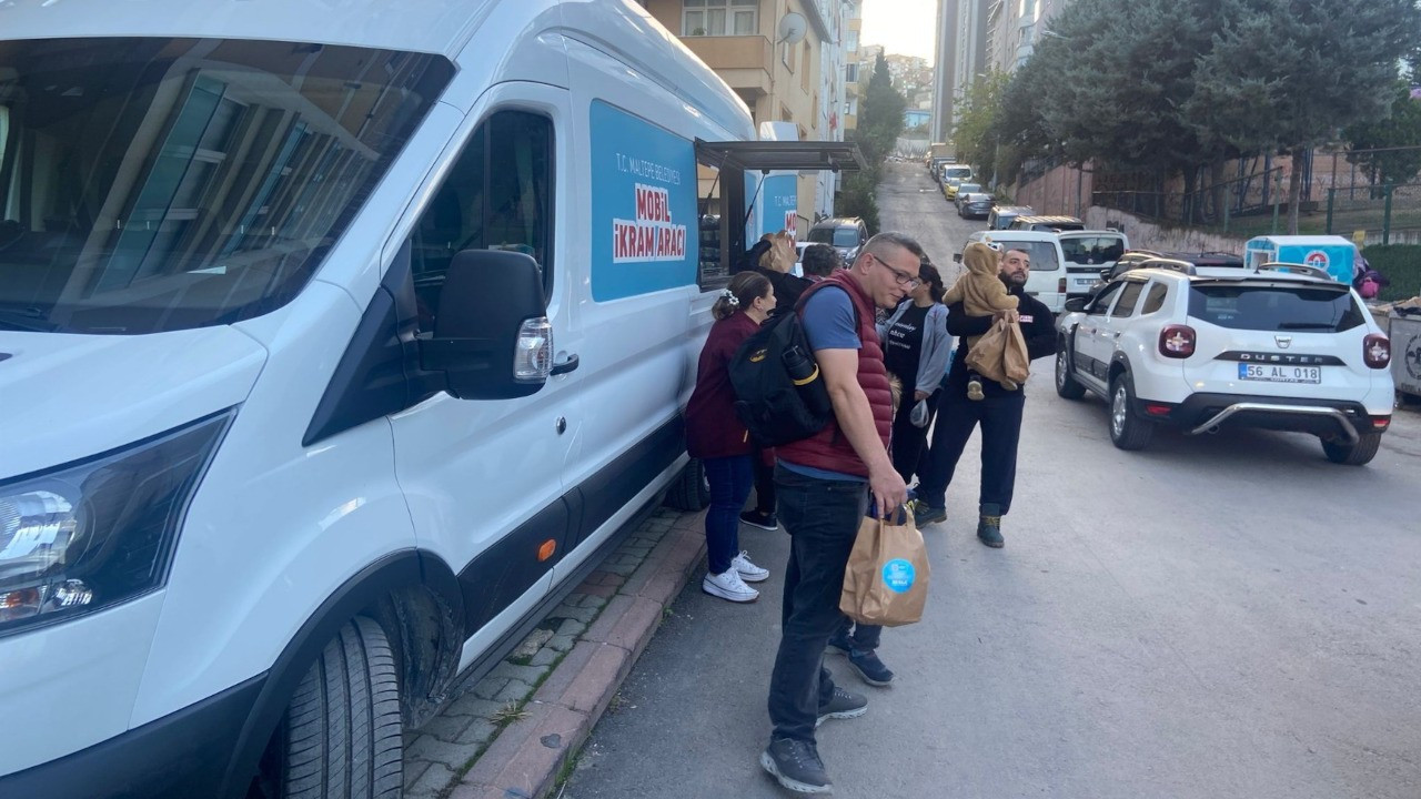 Maltepe Belediye Başkanı Ali Kılıç: Öğrencilere dağıttığımız yemekleri bazı müdürler zehirli diye topluyor