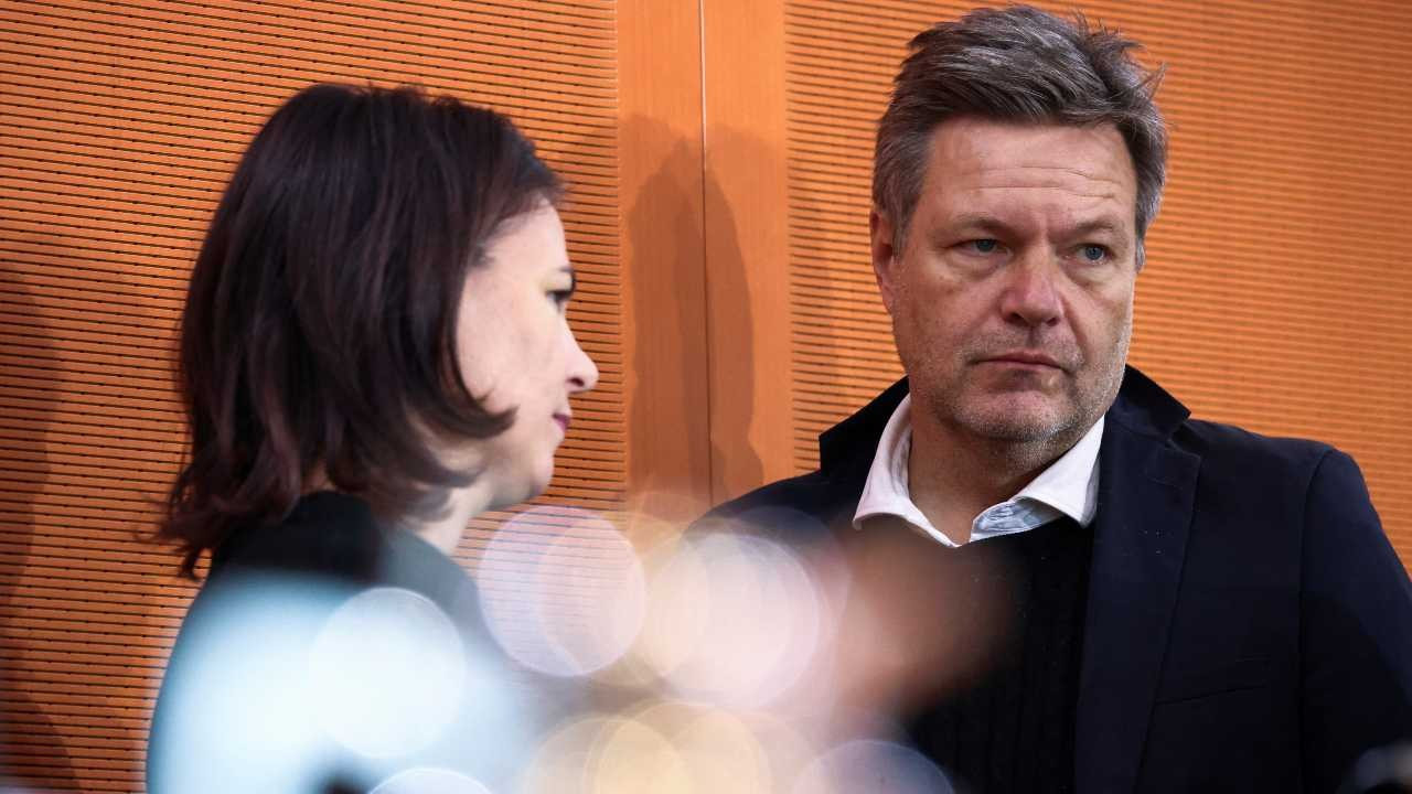 Rus komedyenler bu sefer Alman bakanı kandırdı: Sözleri ortaya çıktı