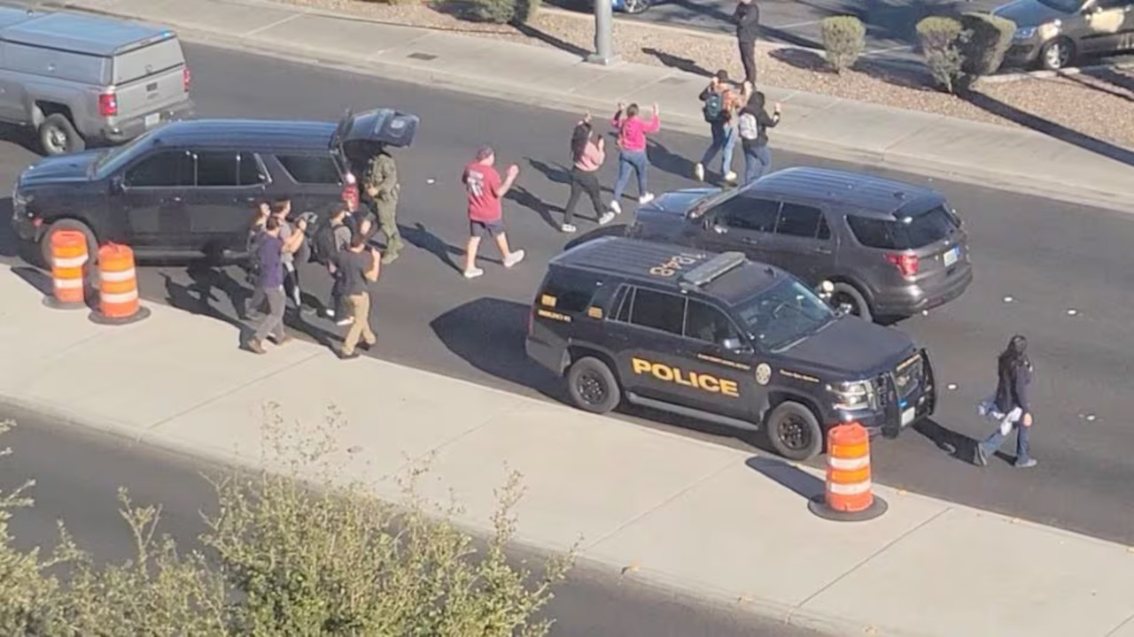 Las Vegas'ta üniversiteye silahlı saldırı: Ölü ve yaralılar var