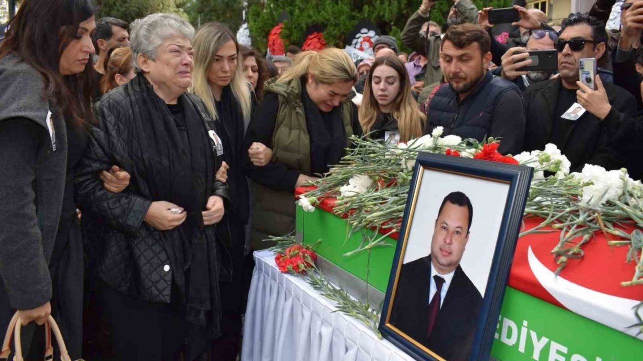 Çine Belediye Başkanı Dinçer'in cenazesi toprağa verildi