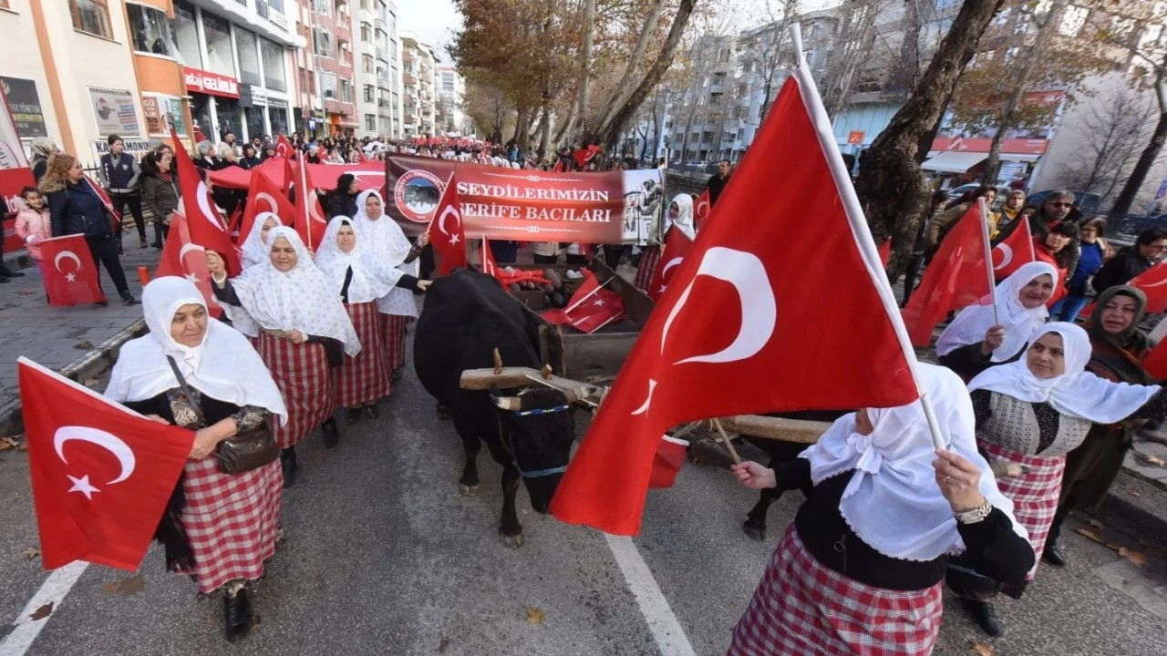 İlk Türk kadın mitingi 104. yılında kutlandı