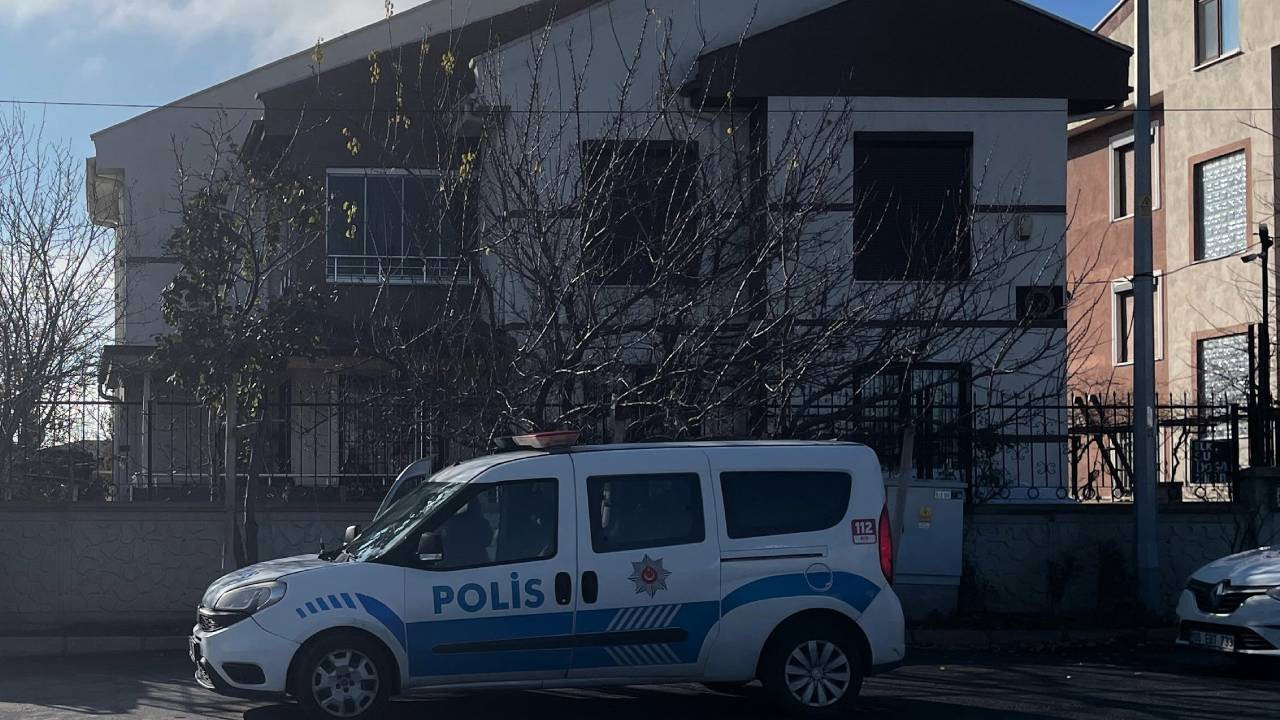 Kayseri'de tabancasını temizlemek isterken kendini vuran kişi yaralandı