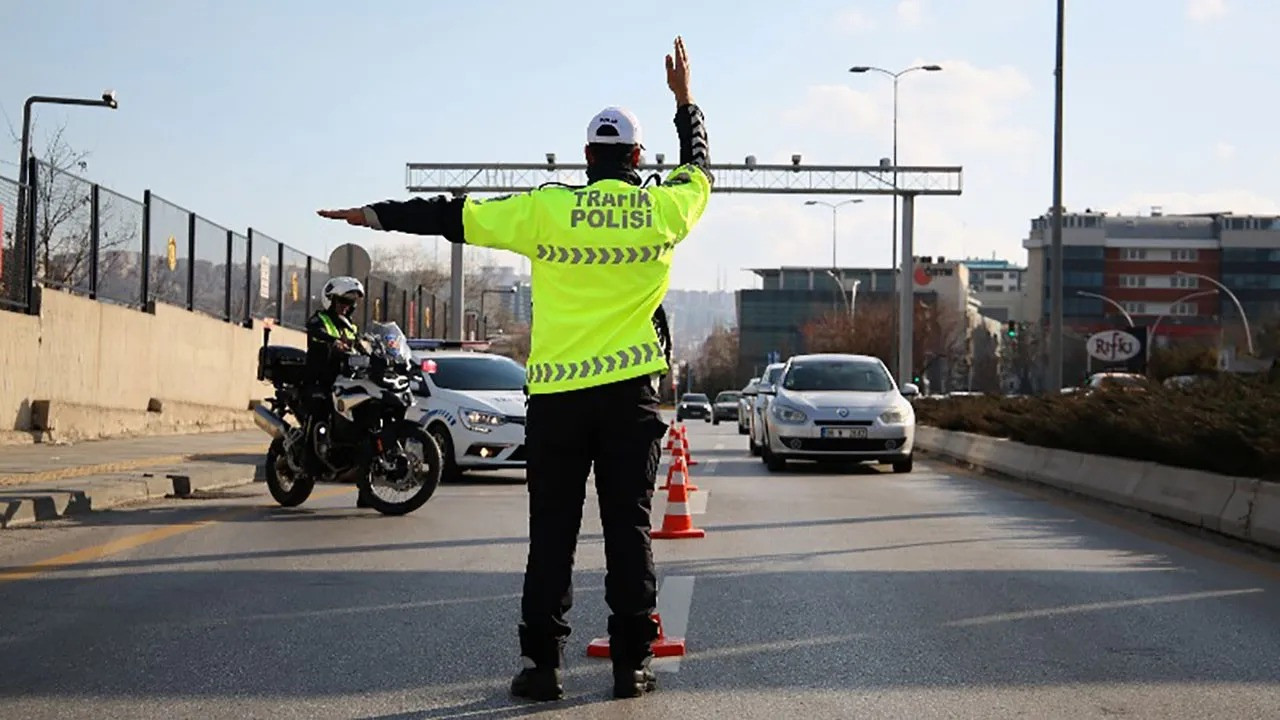 Çekmeköy'de korsan taşımacılık yapan sürücü yakalandı