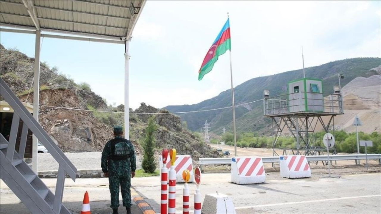 Ermenistan-Azerbaycan sınırında tutuklu asker takası
