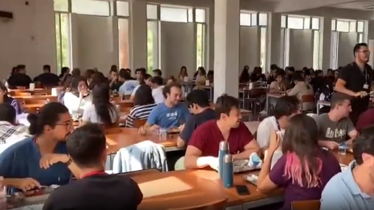 Ege Üniversitesi'nde yemek zammını protesto eden öğrencilere soruşturma
