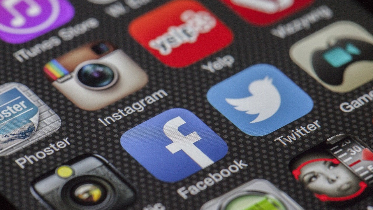 Ünlülerin 'sosyal medyadan hakaret' geliri kapanıyor