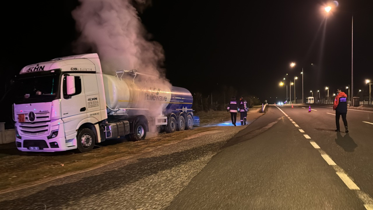 Bolu'da tankerden sızan kimyasal madde ekipleri alarma geçirdi