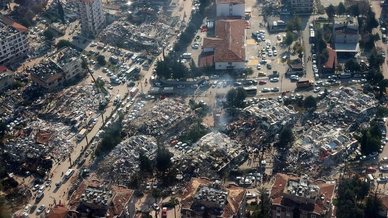 Altlarından fay hattı geçen deprem riskli il ve ilçeler hangileri? - Sayfa 1