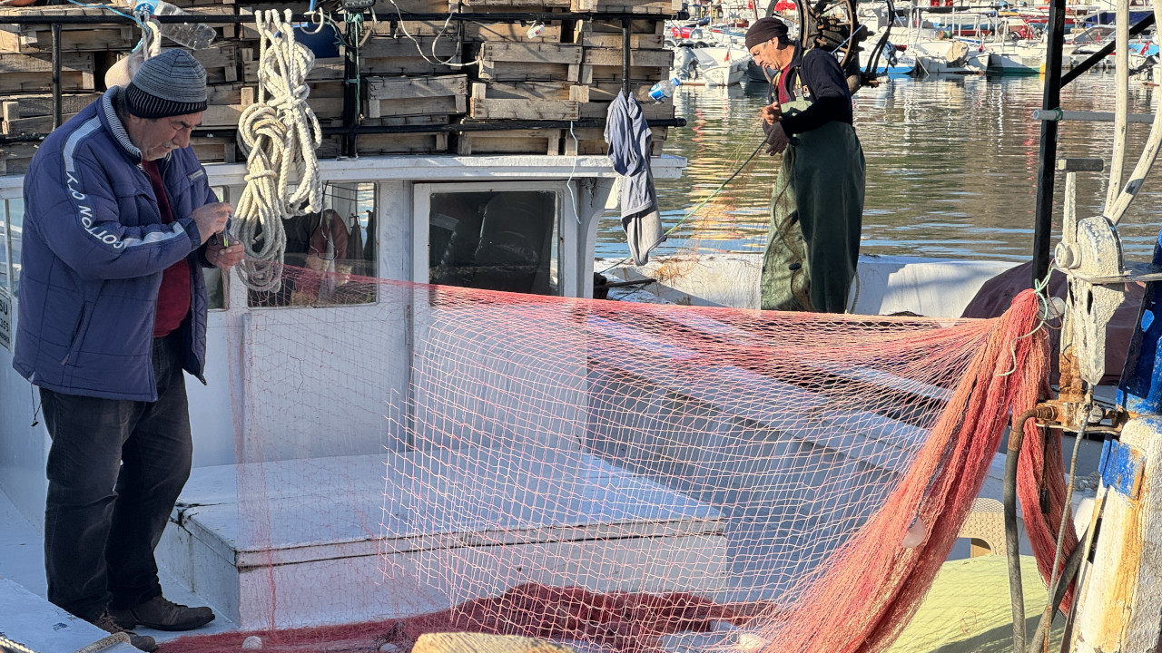 Tekirdağ'da poyraz etkisini yitirdi, balıkçılar denize açıldı
