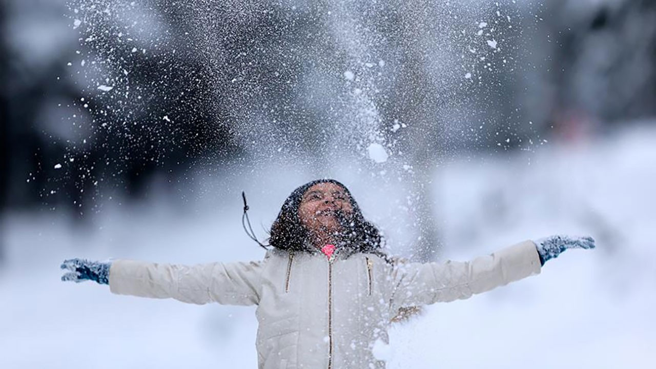 Hakkari'de eğitime kar engeli: Valilik açıklama yaptı