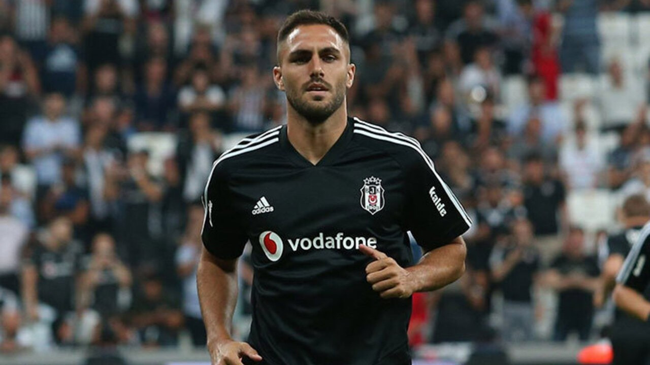 Beşiktaş, Victor Ruiz'e tazminat ödeyecek