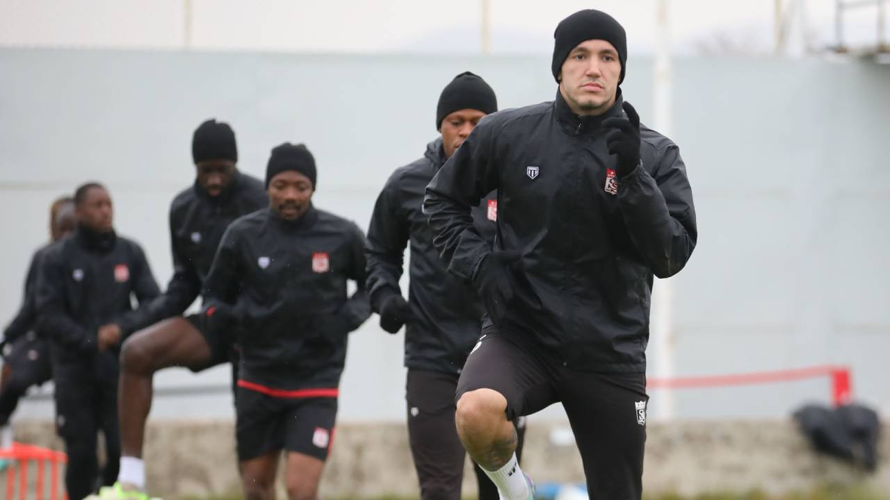 Sivasspor, İstanbulspor'u maçına hazırlanıyor