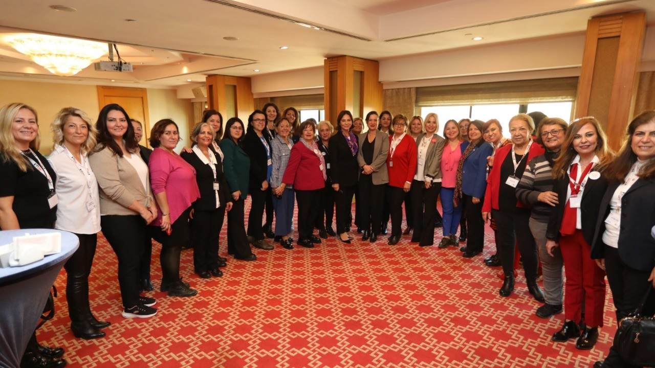 İzmir'in kadın adayları buluştu: Biz varız