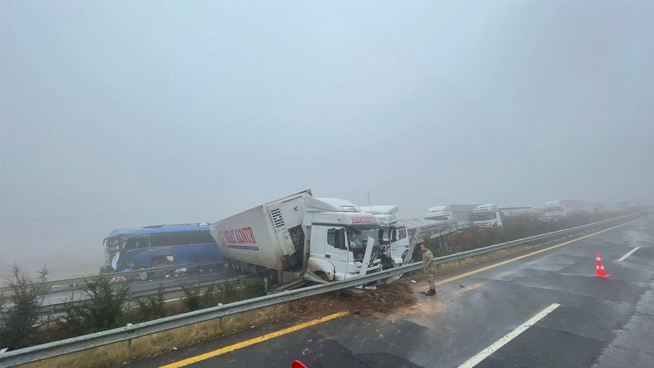 Urfa'da trafik kazası: 1 ölü, 9 yaralı