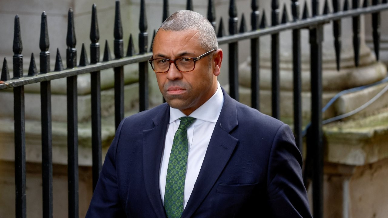 İngiltere İçişleri Bakanı'ndan 'tecavüz hapı' özrü