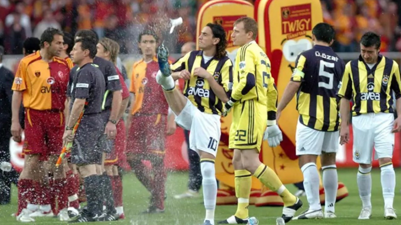 Eski Fenerbahçeli Can Arat'tan 'sulu derbi' itirafı: Galatasaray taraftarından özür diliyorum