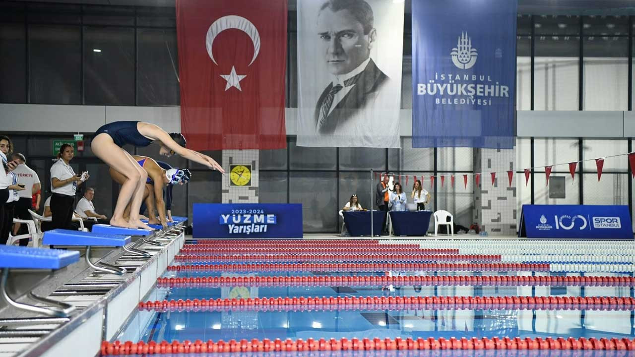 Spor İstanbul Yüzme Yarışları yapıldı