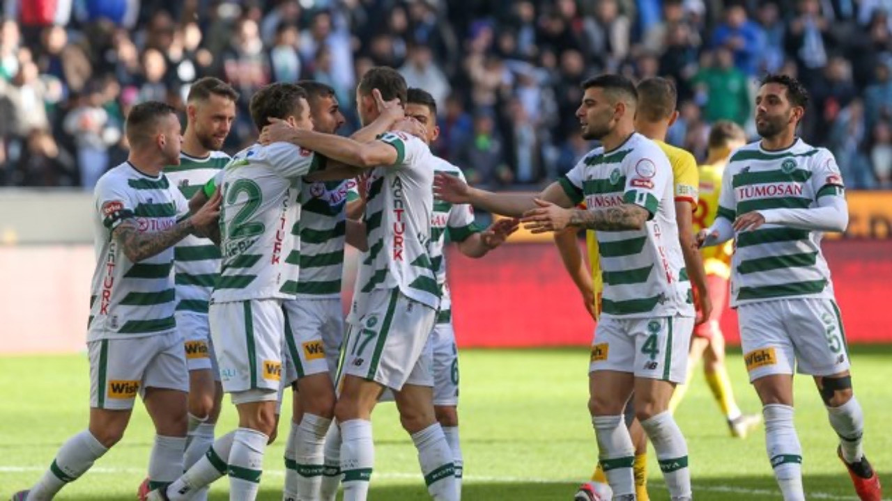 Konya, Kayseri'yi 2 golle geçti