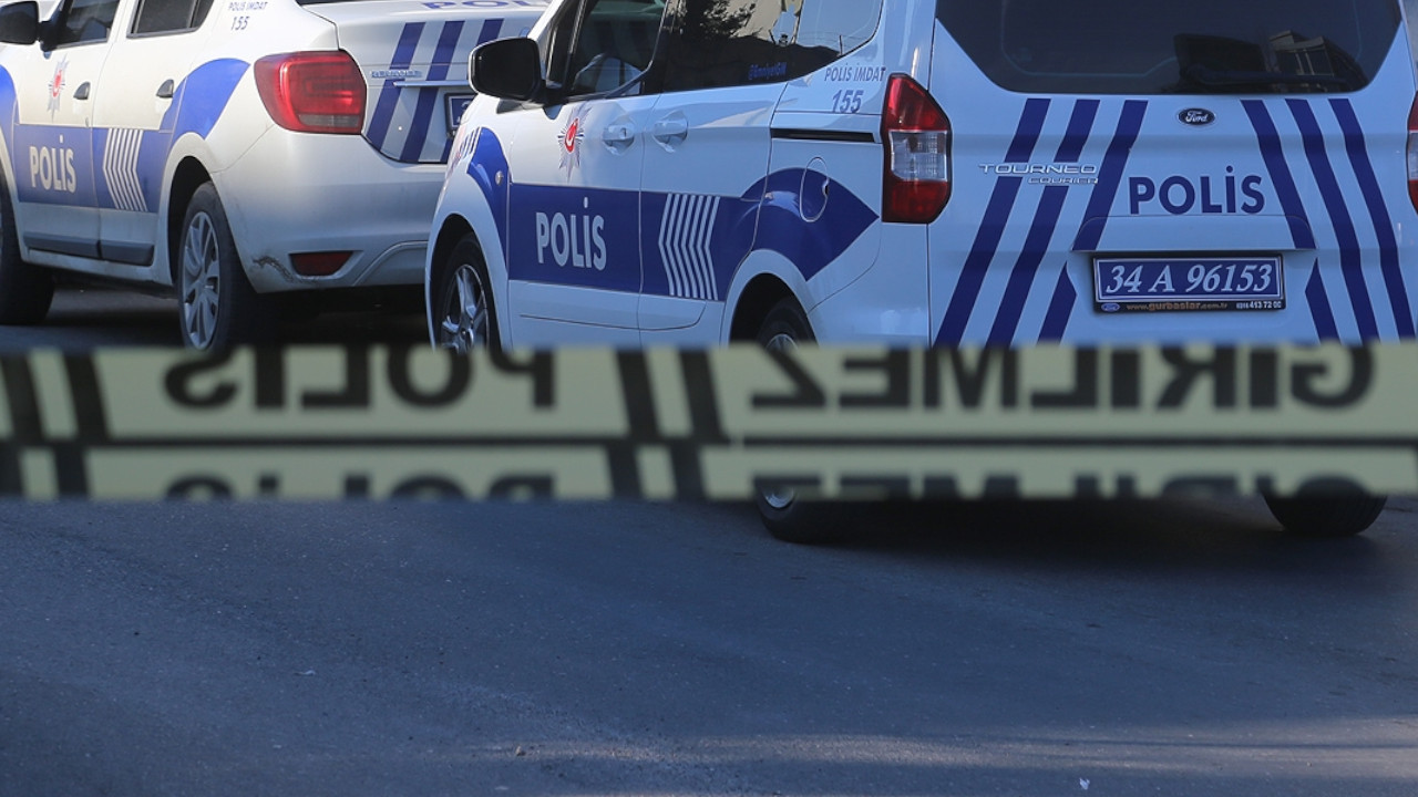Adana'da silahlı gasp girişimi