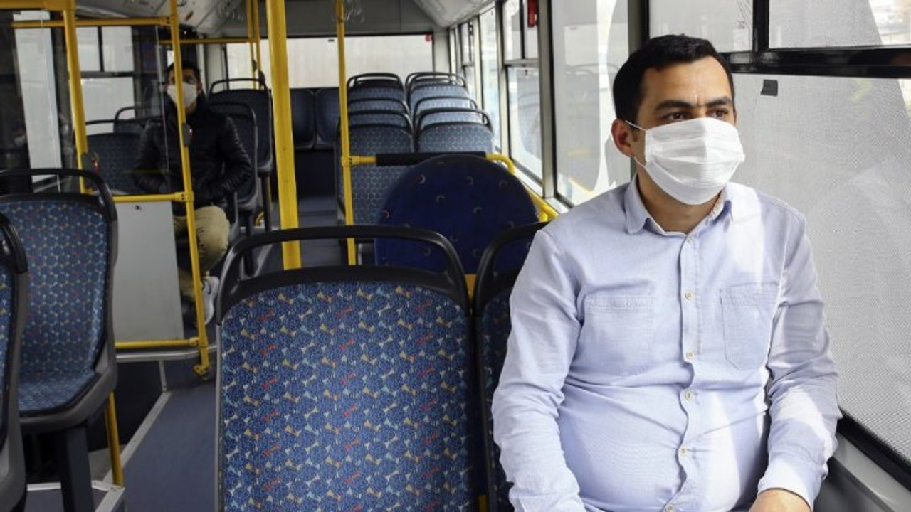 Toplu ulaşımda maske geri mi dönüyor: TTB'den bakanlığa yazı
