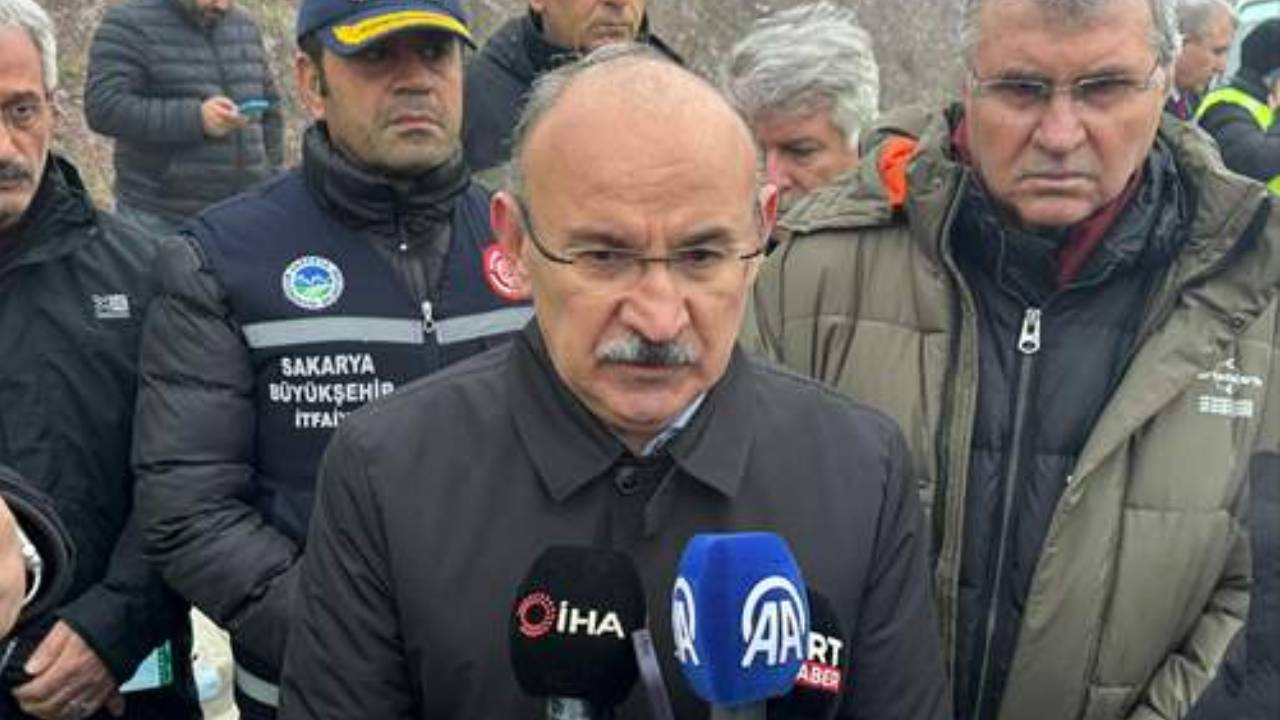 Sakarya Valisi Karadeniz, kazada yaralananları ziyaret etti