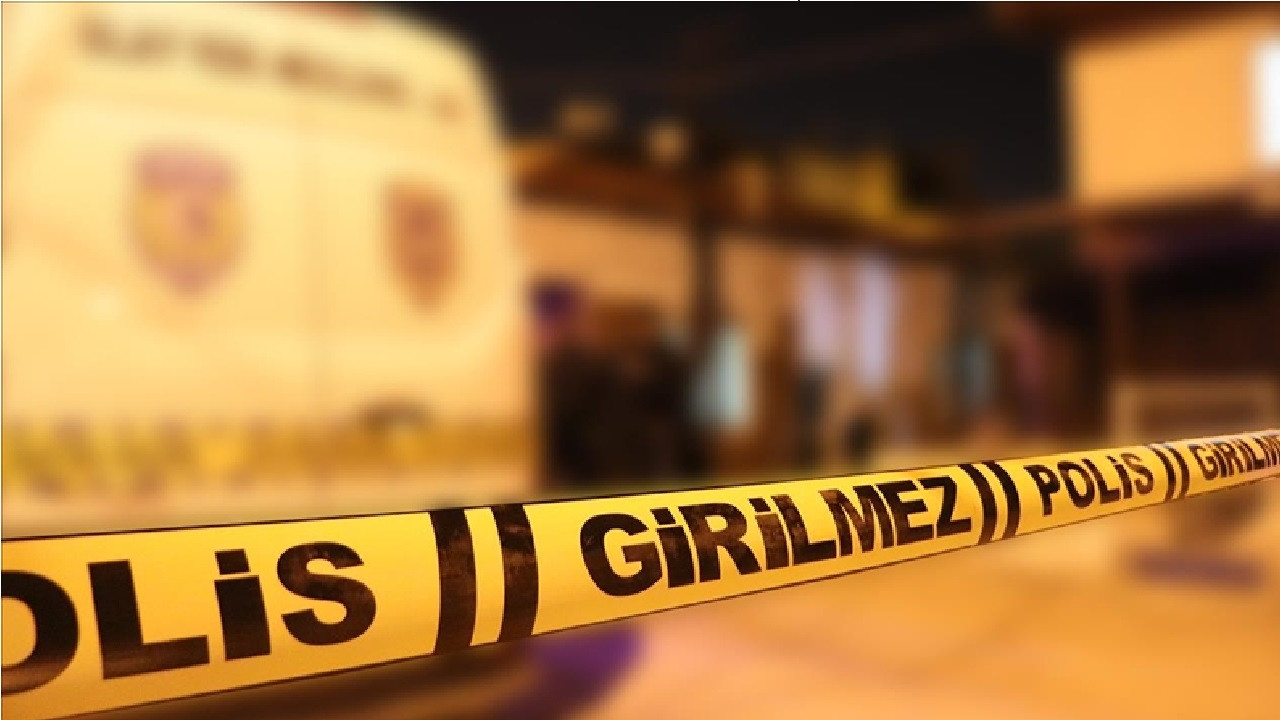 Kilis'te park halindeki araca silahlı saldırı: 1 ölü, 1 yaralı