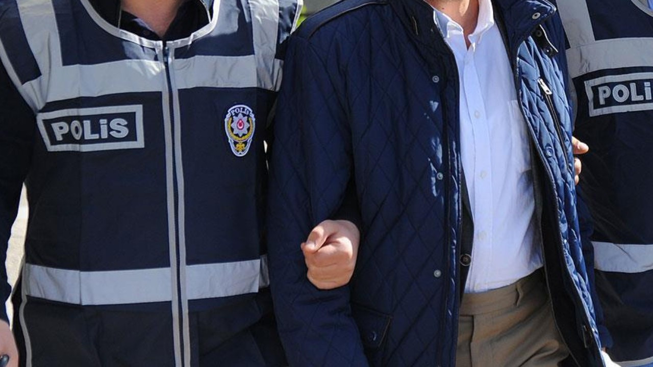 Çatıda saklanıyordu: FETÖ firarisi Trabzon'da yakalandı