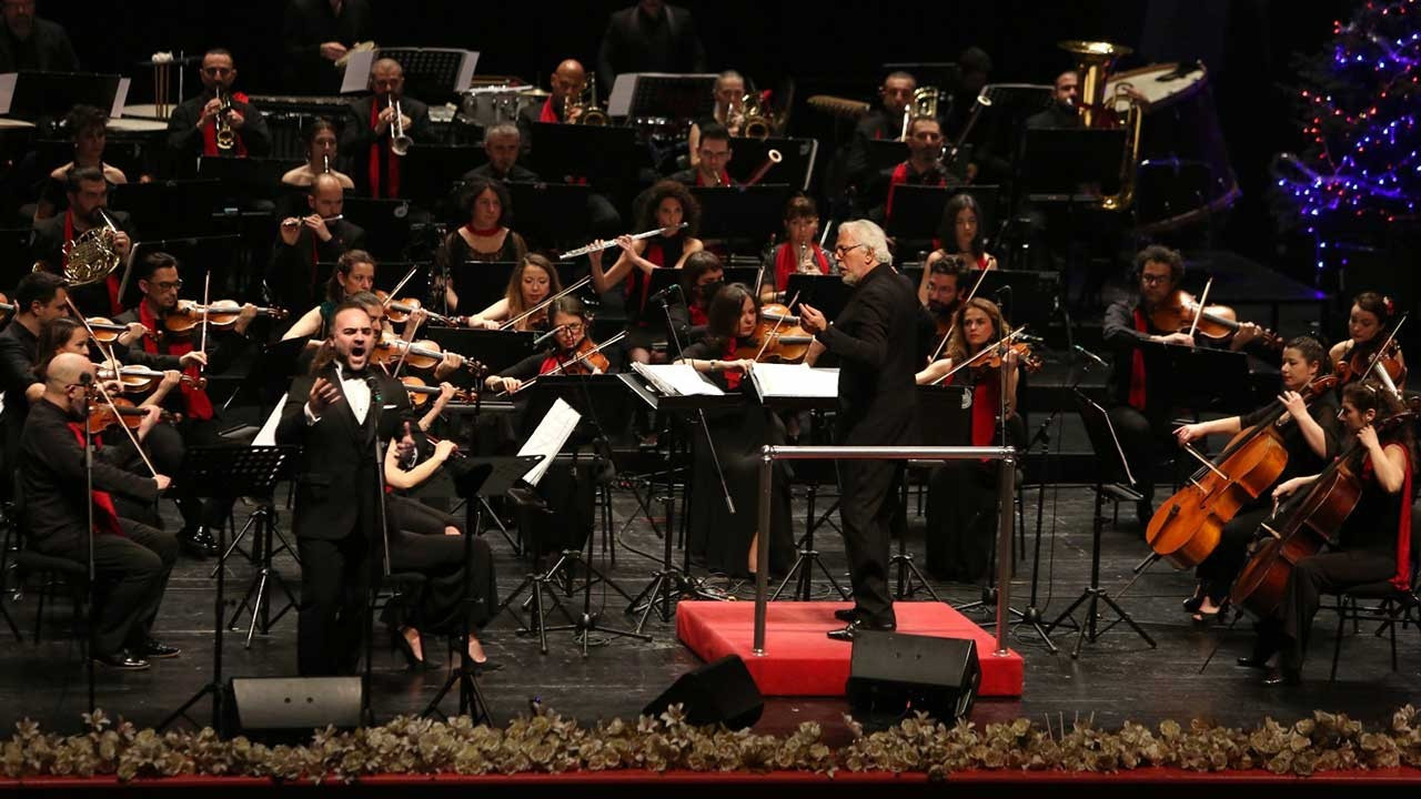 Eskişehir Büyükşehir Belediyesi Senfoni Orkestrası'ndan yeni yıl konseri
