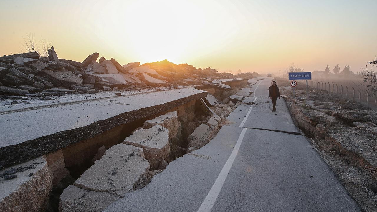 Uzman isimden depremde 2024 alarmı: 'Korkutma ya da kehanet değil...'