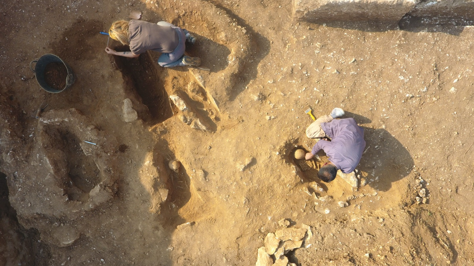 Diyarbakır'daki bir kazıda, 54 çocuğun gömülü olduğu mezarlık bulundu