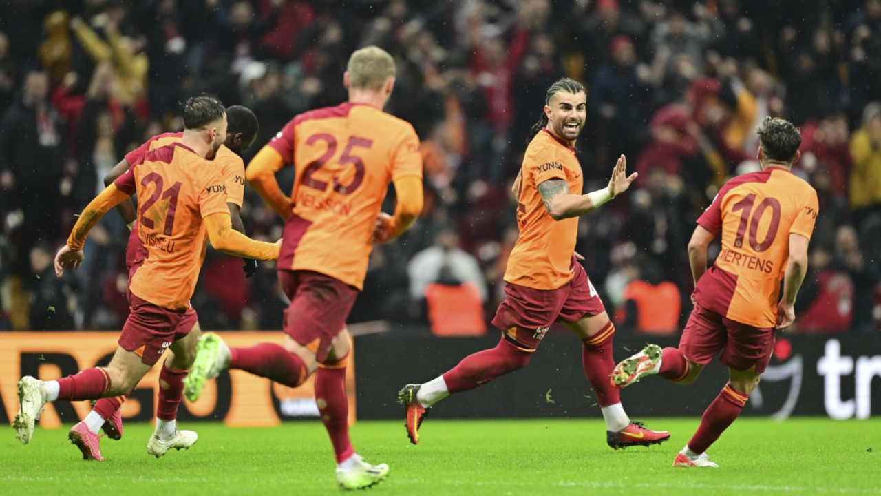 Galatasaray 90'dan sonra açıldı: 3-0