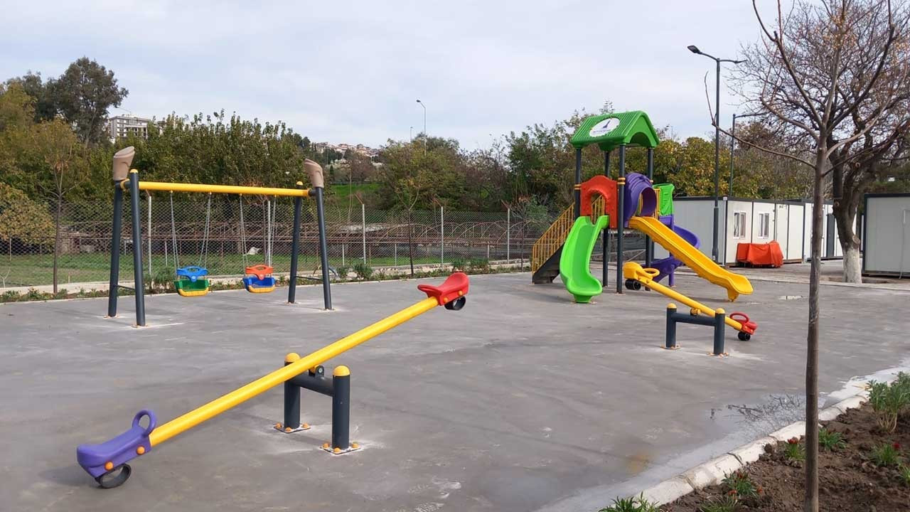 İzmir Büyükşehir Belediyesi'nden 34 yeni oyun parkı