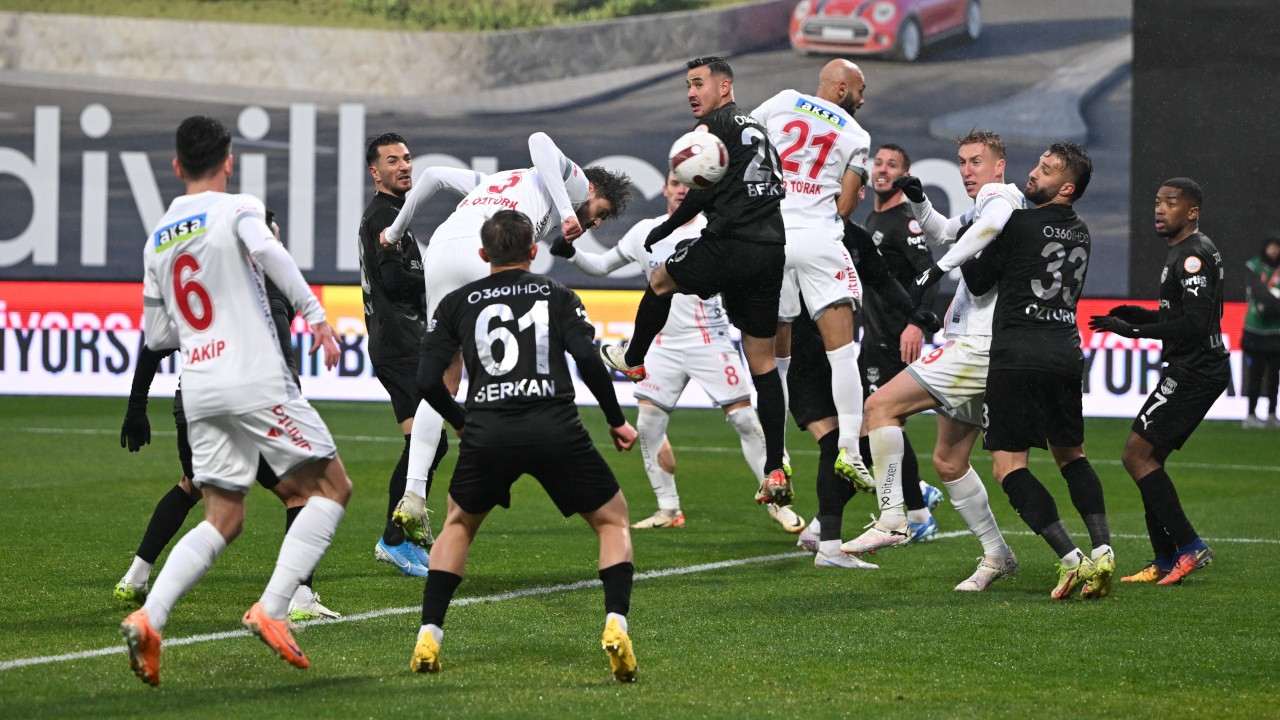 Antalyaspor, Bahadır Öztürk'le kazandı