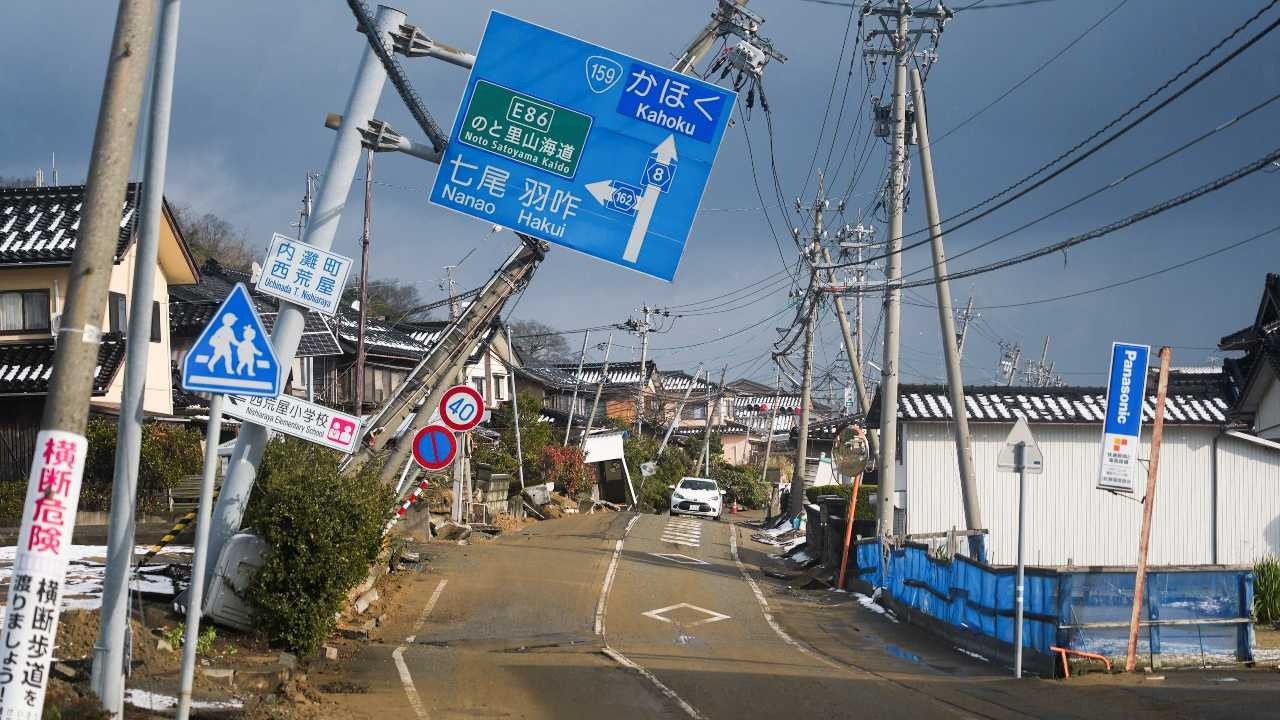 Japonya depreminde ölü sayısı 202'ye yükseldi: 102 kişi kayıp