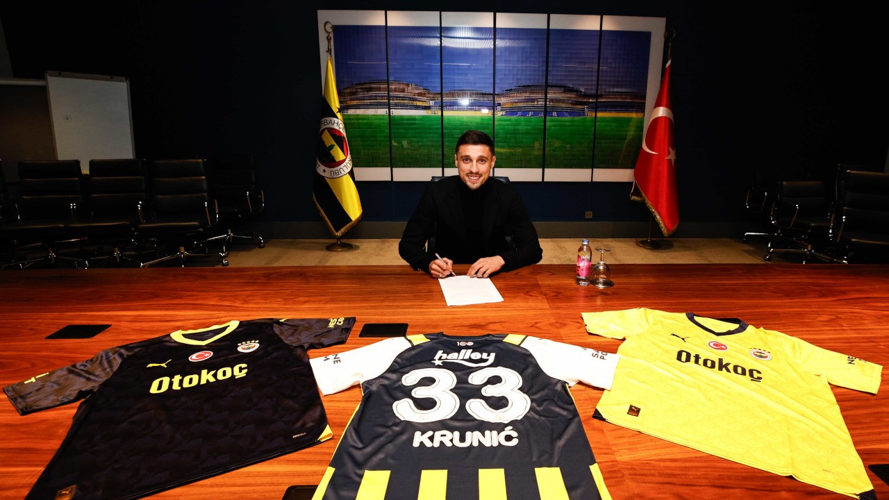 Fenerbahçe'nin yeni transferi Krunic, ilk antrenmanına çıktı