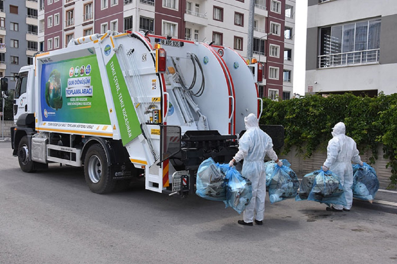 Kayseri'de elektronik atıklar belediye tarafından toplanıyor